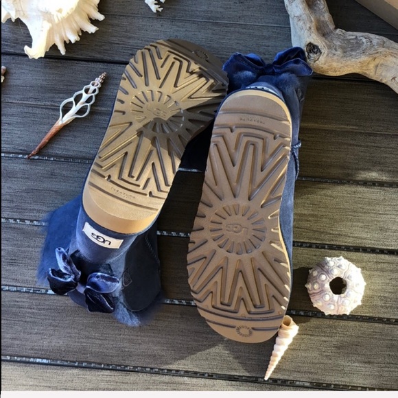 🌴🌼UGG- BOW BOOTS🌼🌴 - Picture 11 of 15